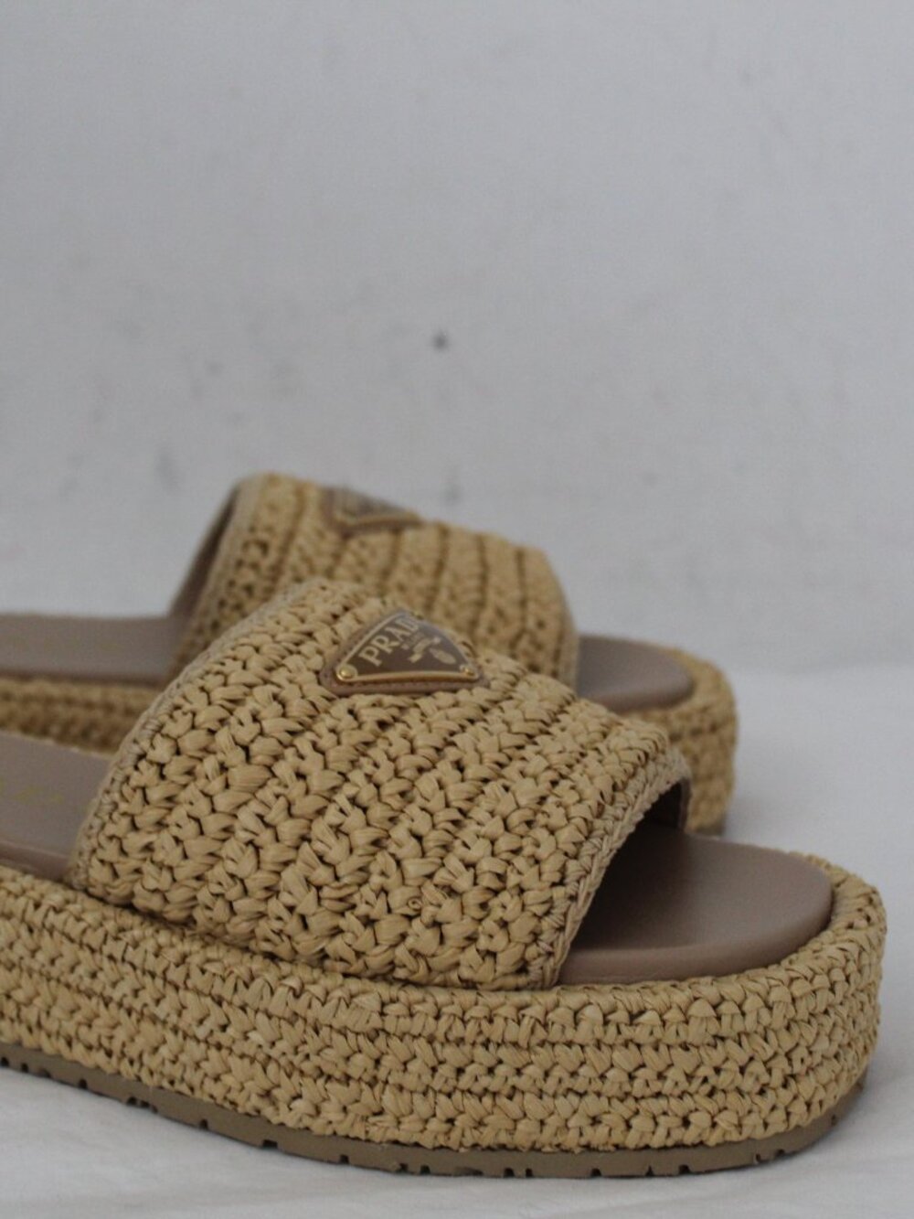 NWOB PRADA Raffia Single Band Platform Triangle Logo Sandals Slides Natural 37 - Picture 6 of 11